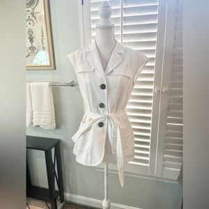 Saks 5th Avenue size 4 belted sleeveless top